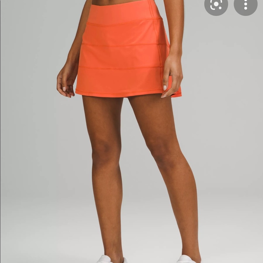 Lululemon pace rival skirt